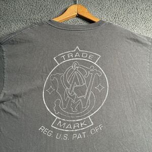 Smith & Wesson Graphic T Shirt Mens Large Firearms Logo Cotton Tee